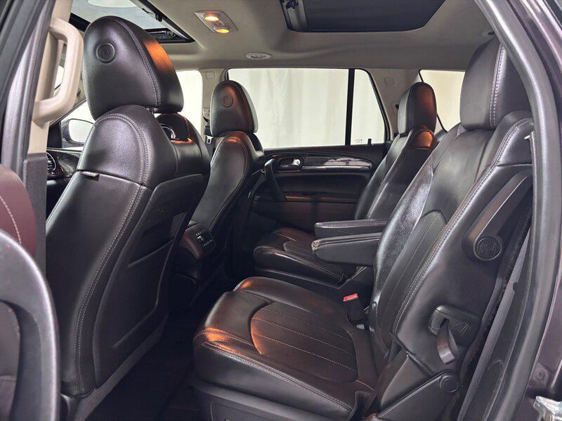 used 2015 Buick Enclave car, priced at $5,500