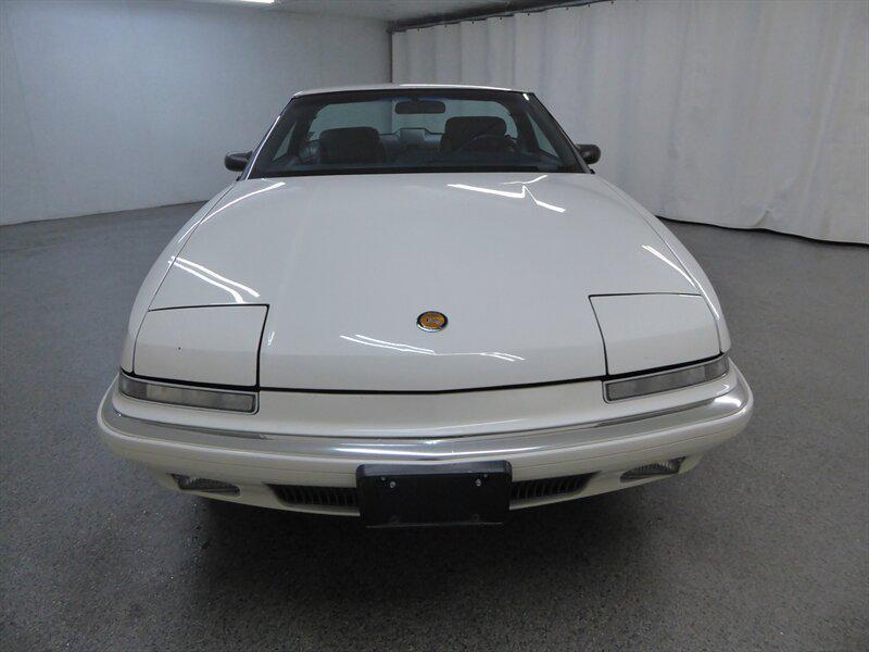 used 1991 Buick Reatta car, priced at $9,500