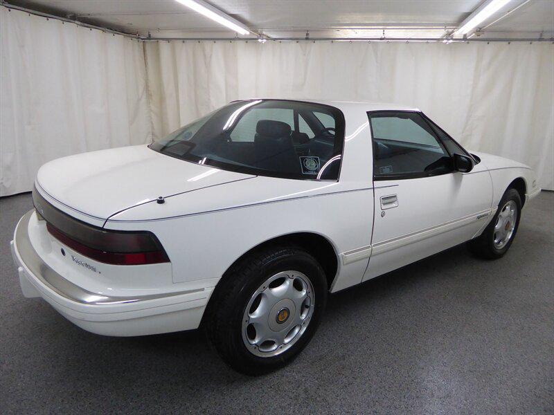 used 1991 Buick Reatta car, priced at $9,500