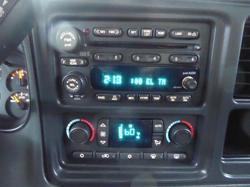 used 2004 Chevrolet Avalanche car, priced at $17,500