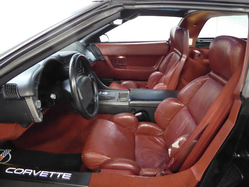 used 1990 Chevrolet Corvette car, priced at $8,500