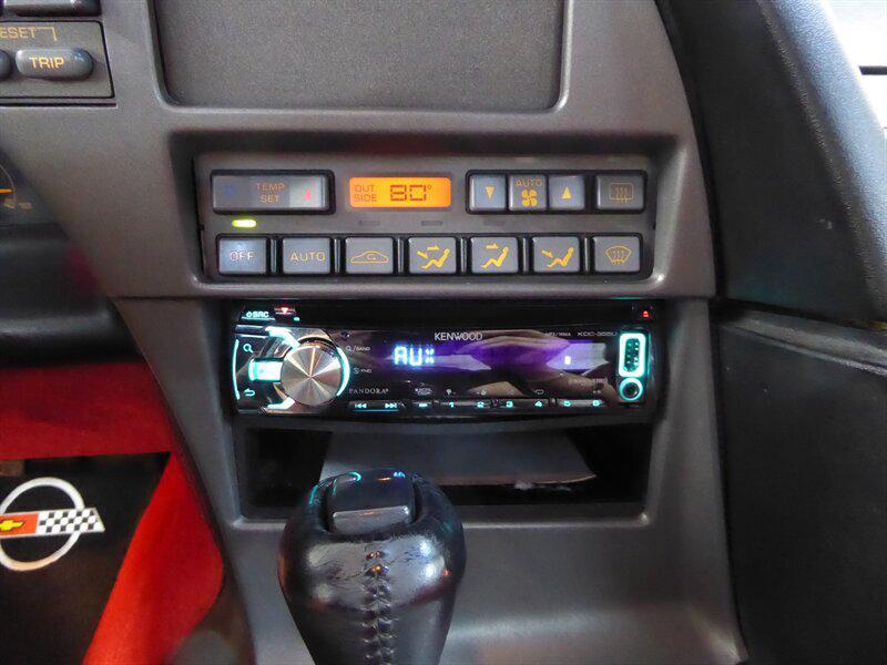 used 1990 Chevrolet Corvette car, priced at $8,500