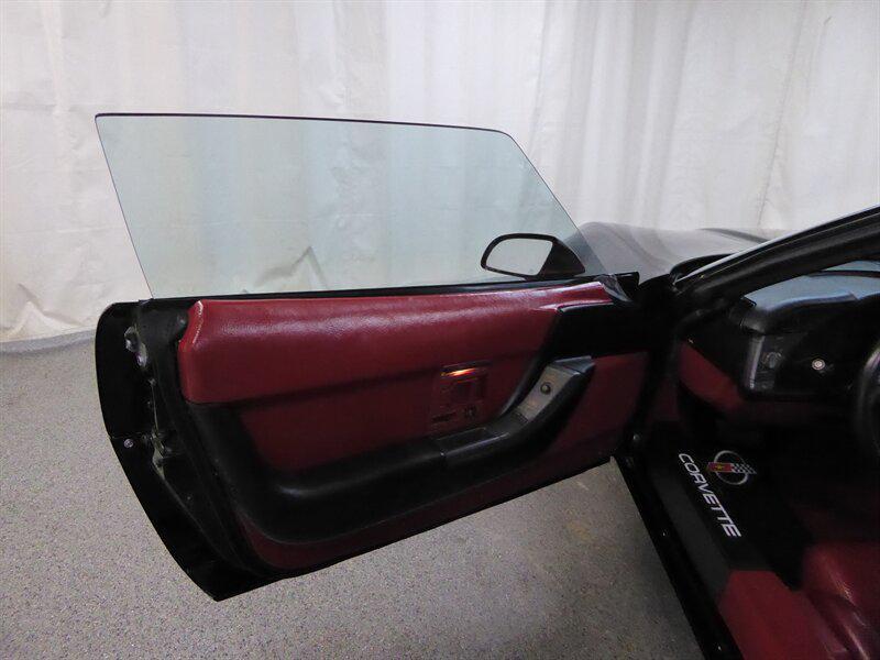 used 1990 Chevrolet Corvette car, priced at $8,500