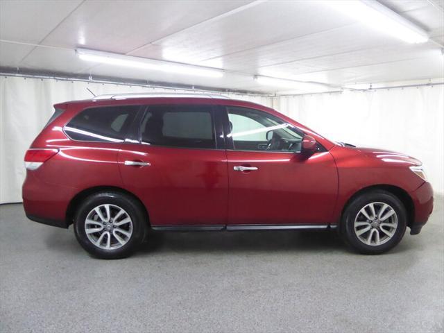 used 2016 Nissan Pathfinder car, priced at $9,000