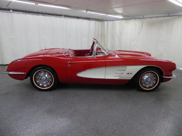 used 1960 Chevrolet Corvette car, priced at $68,000