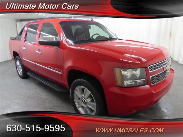 used 2009 Chevrolet Avalanche car, priced at $19,000