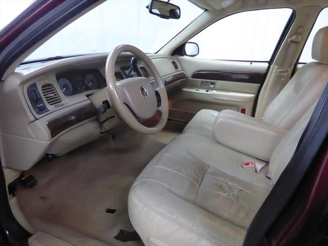 used 2009 Mercury Grand Marquis car, priced at $8,500