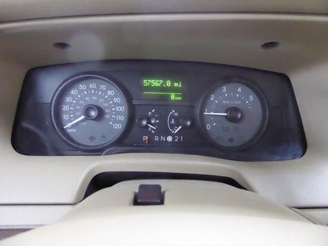 used 2009 Mercury Grand Marquis car, priced at $8,500