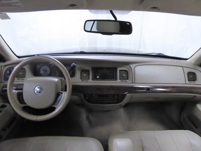 used 2009 Mercury Grand Marquis car, priced at $8,500