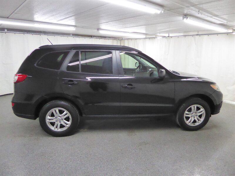 used 2012 Hyundai Santa Fe car, priced at $7,500