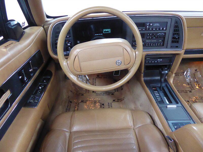 used 1990 Buick Reatta car, priced at $9,500