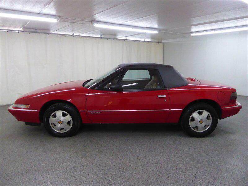 used 1990 Buick Reatta car, priced at $9,500