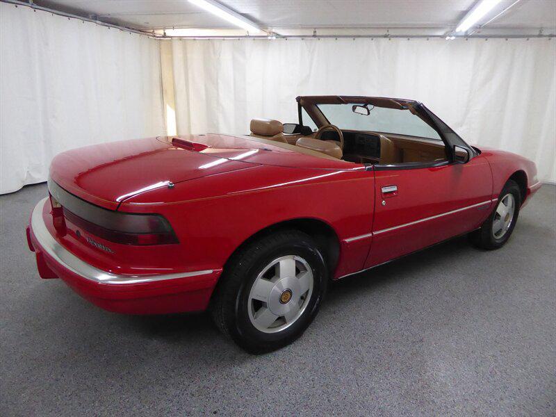 used 1990 Buick Reatta car, priced at $9,500