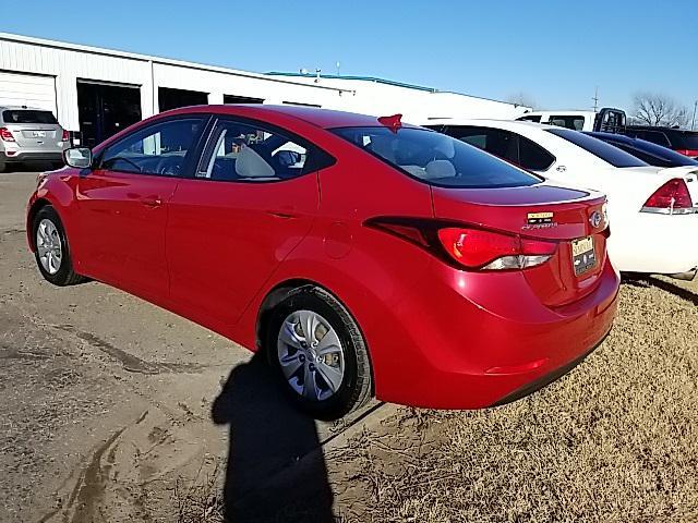 used 2016 Hyundai Elantra car