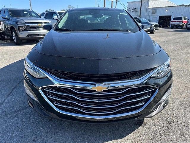 new 2024 Chevrolet Malibu car, priced at $27,086