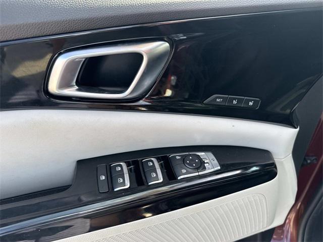 used 2022 Kia Carnival car, priced at $34,877