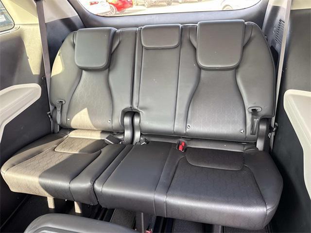 used 2022 Kia Carnival car, priced at $34,877