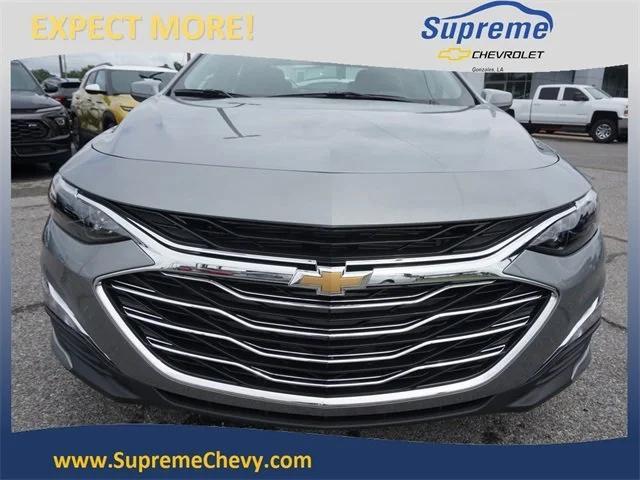 new 2024 Chevrolet Malibu car, priced at $24,740