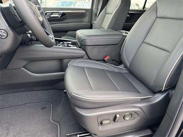 new 2025 Chevrolet Tahoe car, priced at $73,109