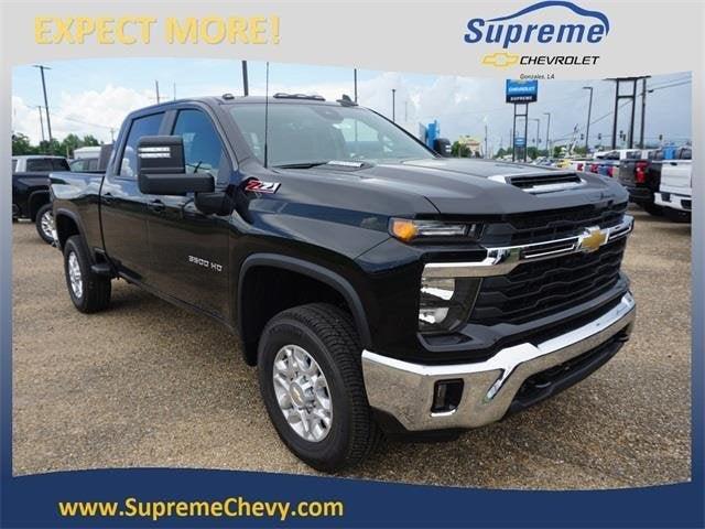 new 2024 Chevrolet Silverado 3500 car, priced at $73,200