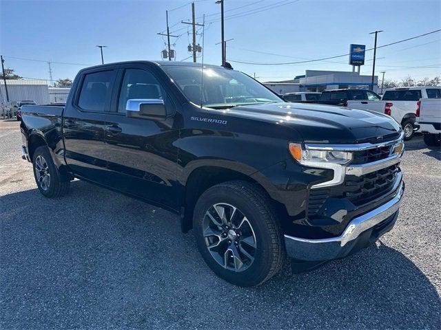 new 2025 Chevrolet Silverado 1500 car, priced at $51,561