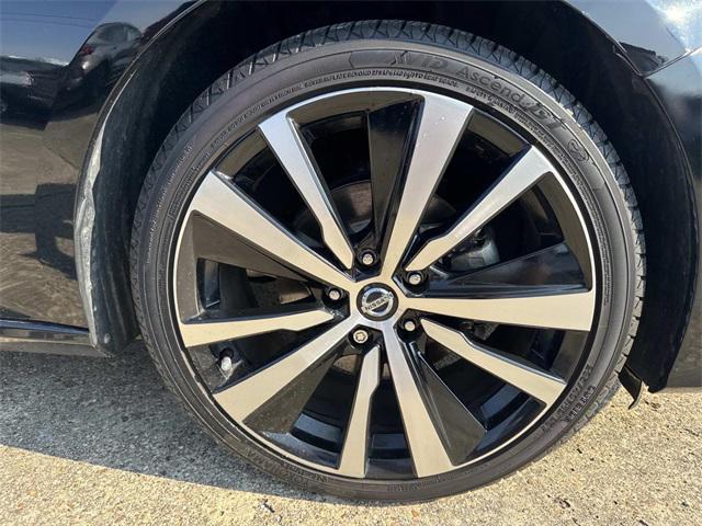 used 2022 Nissan Altima car, priced at $17,999