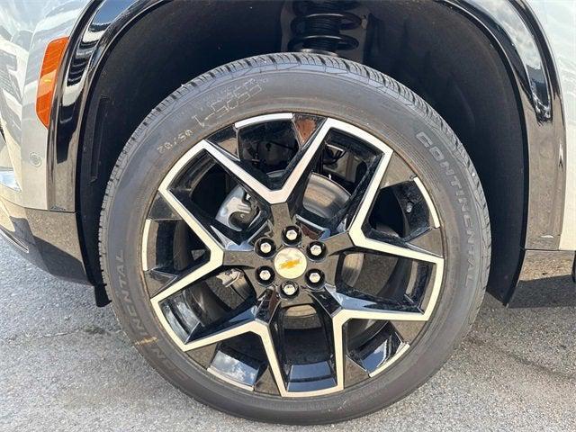 new 2025 Chevrolet Traverse car, priced at $55,153