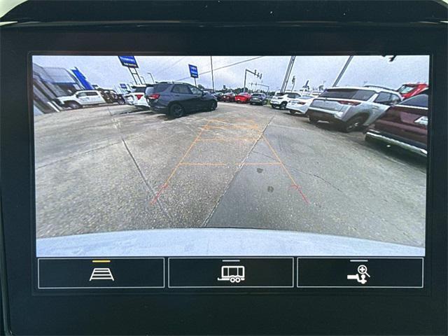 used 2022 Chevrolet Traverse car, priced at $28,990