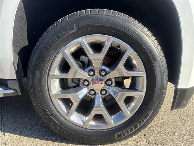 used 2015 GMC Yukon car, priced at $14,999