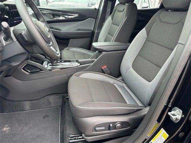 new 2025 Chevrolet TrailBlazer car, priced at $27,075