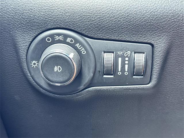used 2024 Jeep Compass car, priced at $21,577