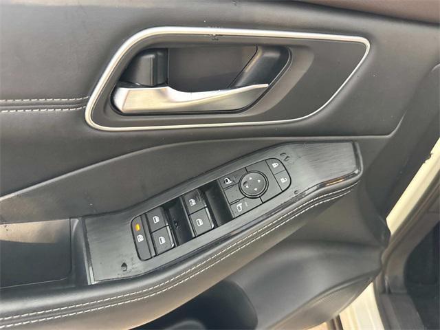 used 2021 Nissan Rogue car, priced at $19,999