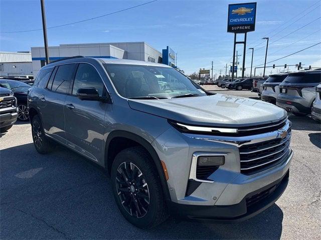 new 2025 Chevrolet Traverse car, priced at $48,930