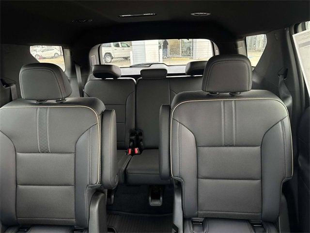 new 2026 Chevrolet Traverse car, priced at $56,370