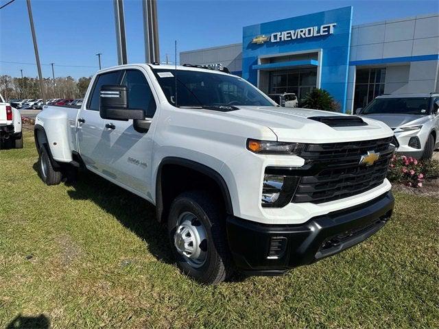 new 2025 Chevrolet Silverado 3500 car, priced at $55,352