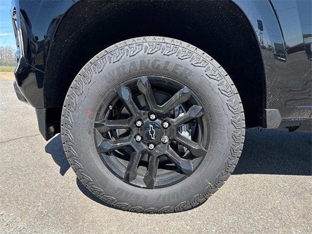 new 2025 Chevrolet Colorado car, priced at $47,170