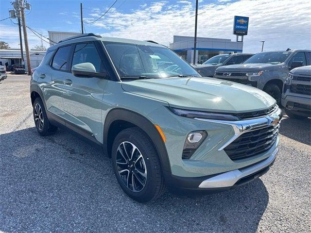 new 2025 Chevrolet TrailBlazer car, priced at $25,980