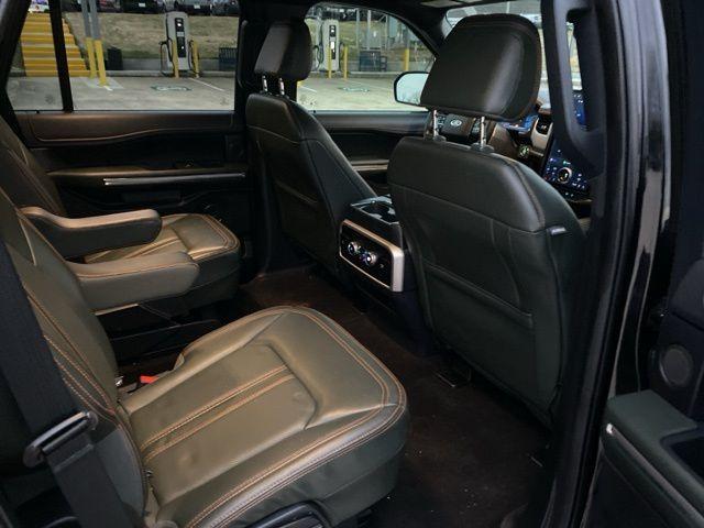 used 2022 Ford Expedition car, priced at $50,998