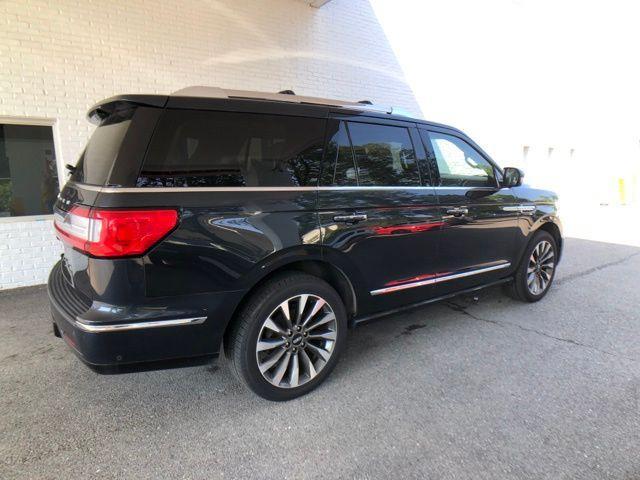 used 2021 Lincoln Navigator car, priced at $46,591