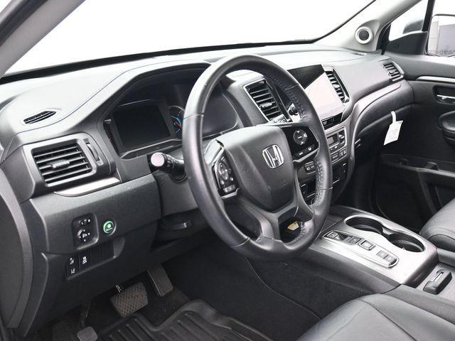 used 2022 Honda Pilot car, priced at $30,898