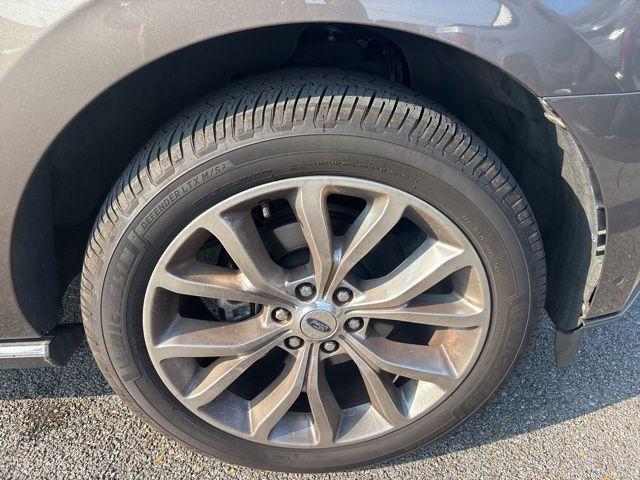 used 2018 Ford Expedition Max car, priced at $17,995