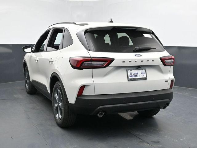 new 2025 Ford Escape car, priced at $30,397