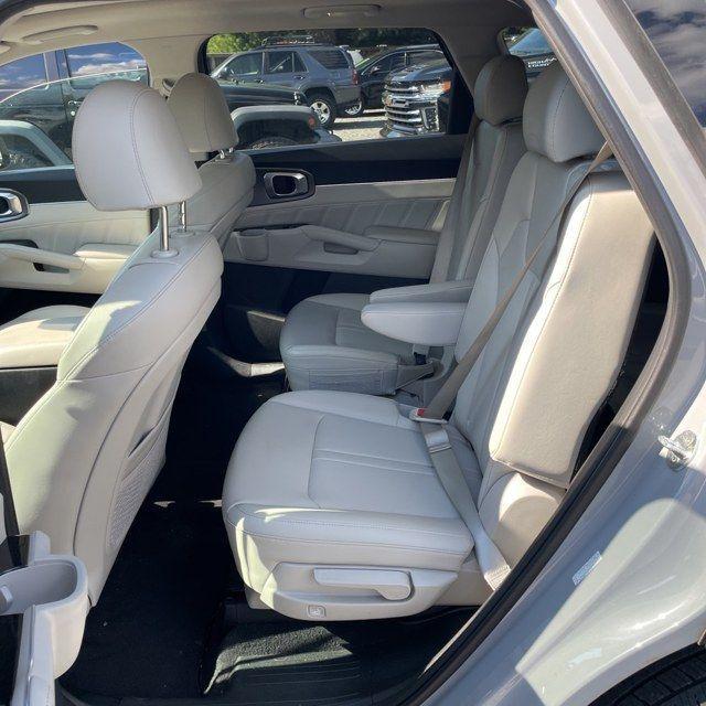 used 2022 Kia Sorento car, priced at $27,891