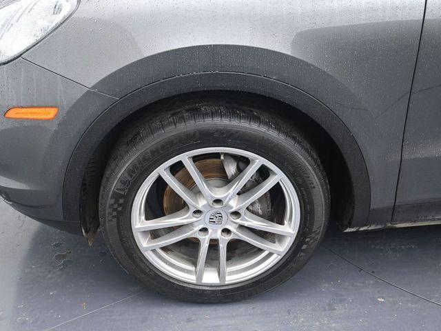 used 2019 Porsche Cayenne car, priced at $26,898