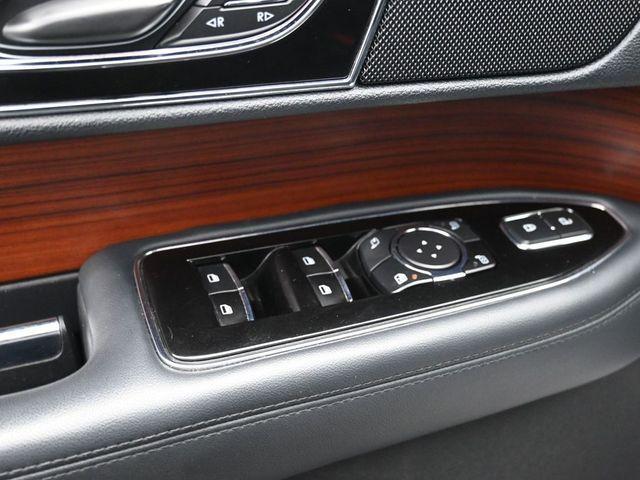 used 2023 Lincoln Navigator car, priced at $52,298