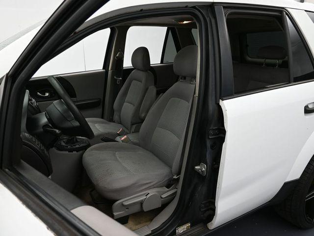 used 2005 Saturn Vue car, priced at $3,398