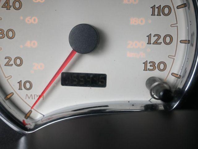 used 2005 Saturn Vue car, priced at $3,398