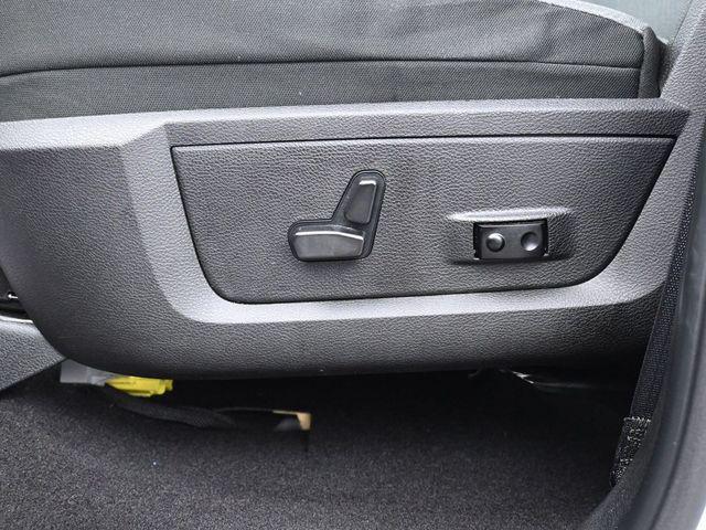 used 2023 Ram 1500 Classic car, priced at $25,995