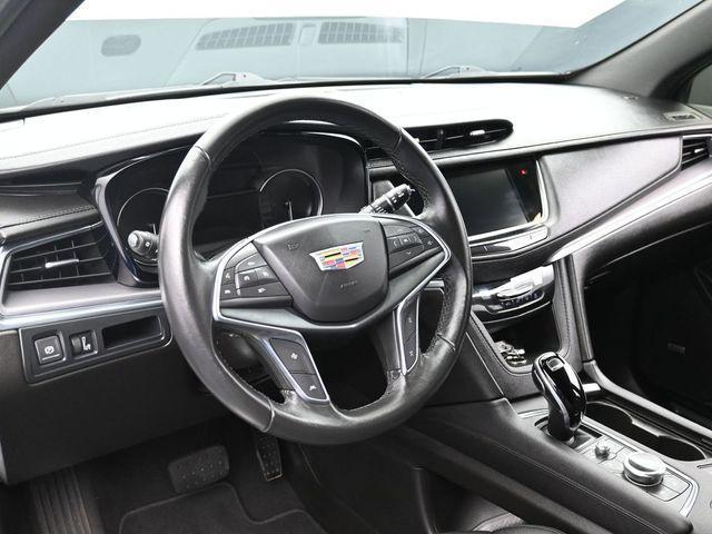 used 2023 Cadillac XT5 car, priced at $30,971