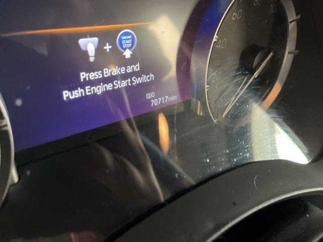 used 2022 Toyota Highlander car, priced at $32,698